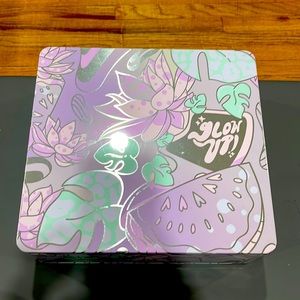 Eve blow dryer with accessories